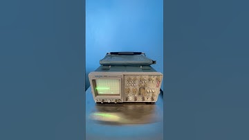 Tektronix Oscilloscope 2465 300Mhz 4-Channel Portable Analog Benchtop