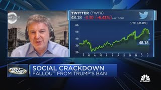 Detailed What's the impact of banning President Donald Trump from social media platforms? Details