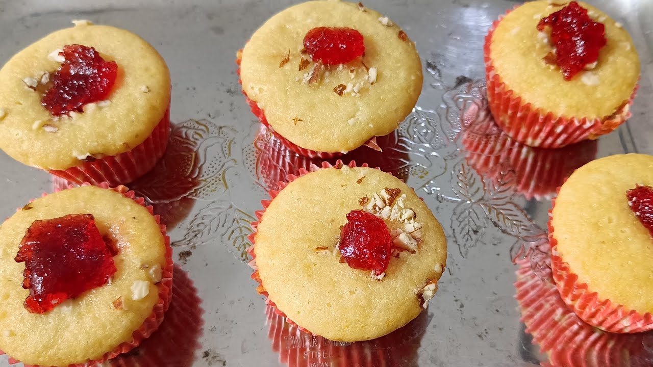 strawberry jam cupcakes without oven 😋 Mrs j new cooking video ❤️