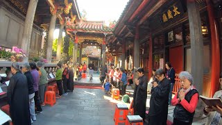 ⁴ᴷ⁶⁰ Walking through Lungshan/Longshan Temple in Taipei, Taiwan | 艋舺龍山寺