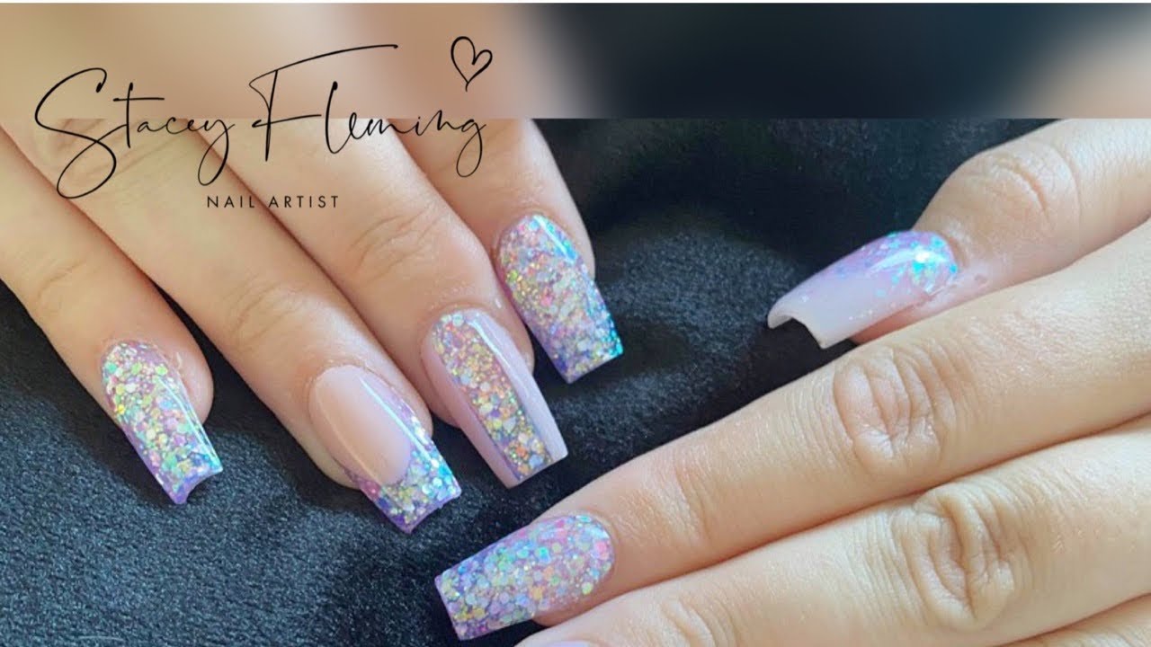 Acrylic nail design using glitterbels new glitter