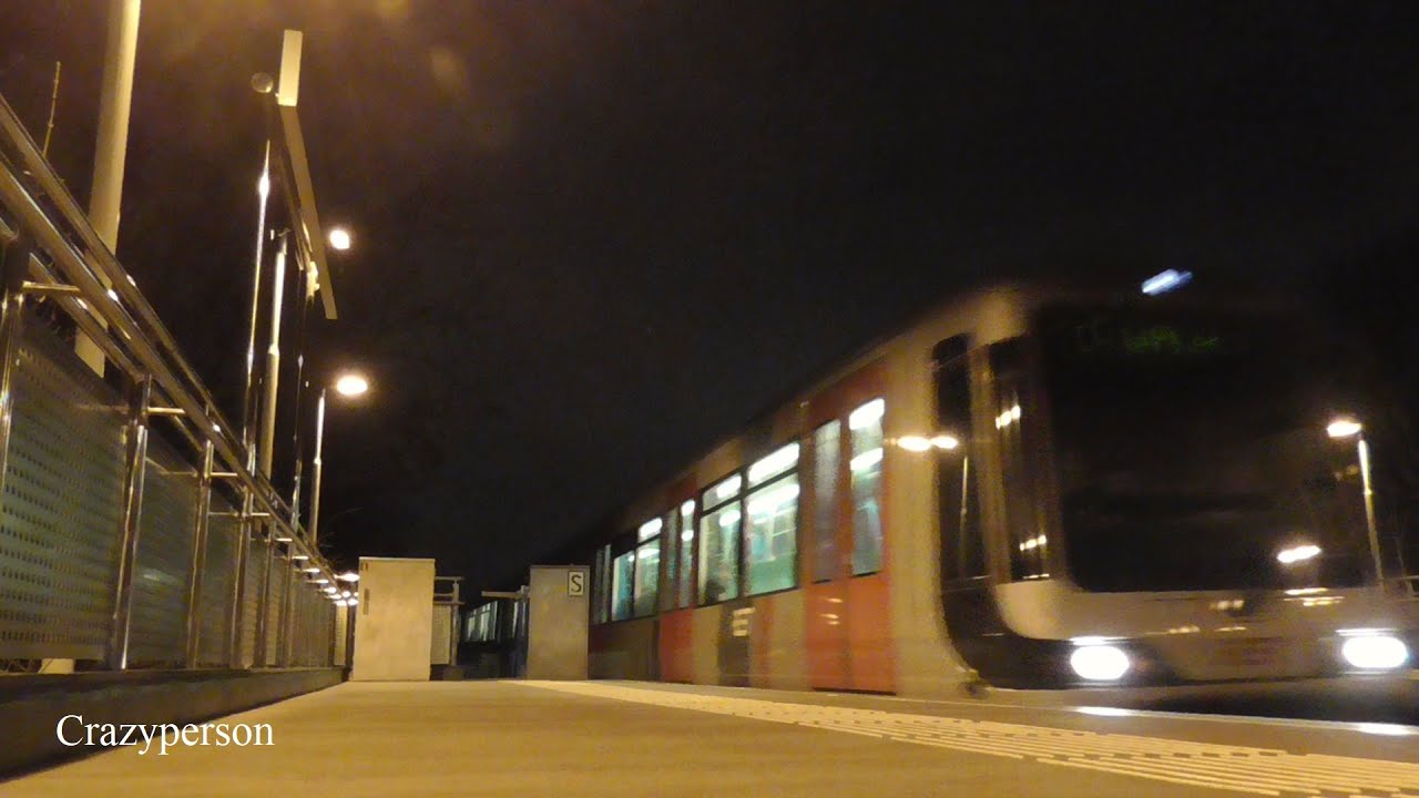 RET metro 5400+5300 op Zalmplaat Lijn C, Avond (Lage opname)