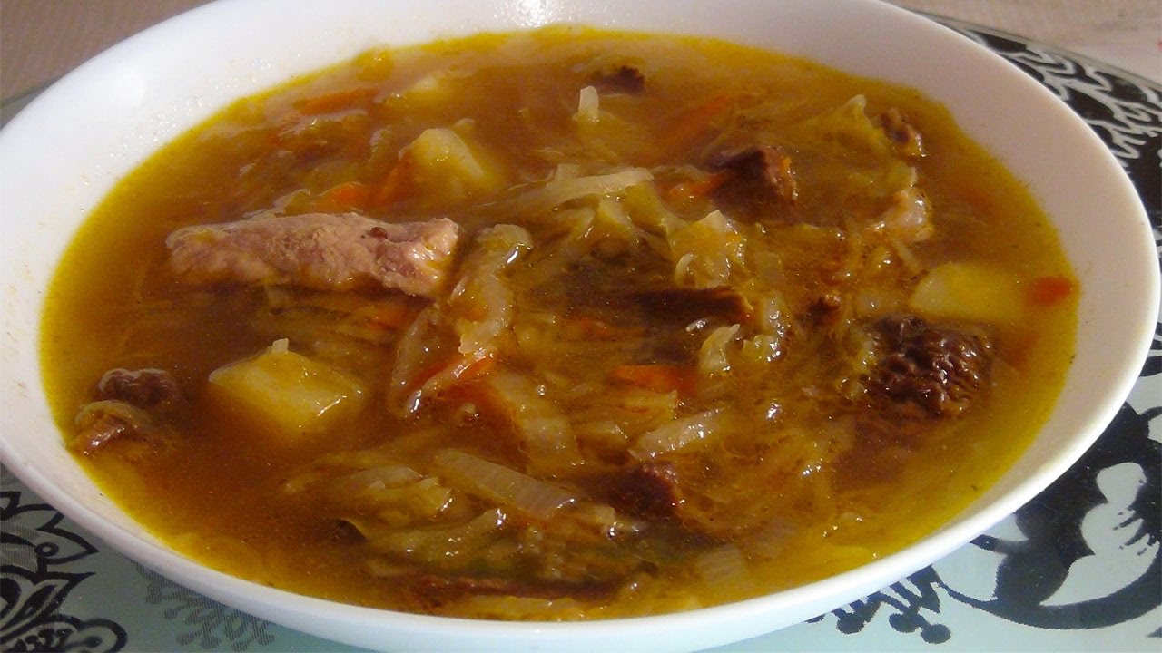 Как приготовить вкусный капустняк из квашеной капусты с грибами