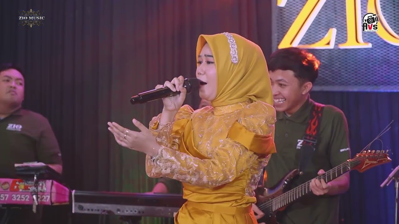 CINCIN KEPALSUAN - DEBY AGUSTIN - ZIO MUSIC LIVE Bolo Ujungpangkah Gresik