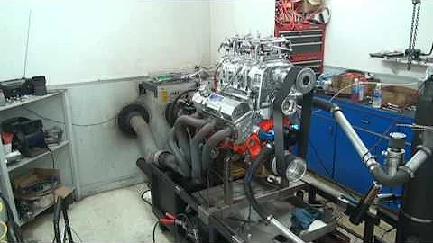 WHITE PERFORMANCE AND MACHINE'S SUPERCHARGED 427 D...