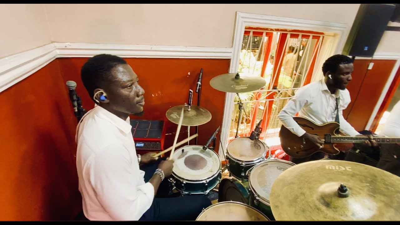 HOTTEST NIGERIAN AFRICAN  PRAISE IN THE WORLD!!!! 🔥🔥🔥🔥🔥😱😱😱 IF ARE NOT READY TO DANCE🔥! DONT CLICK!!!