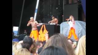 Die Antwoord "Wat Pomp," "Hey Sexy" and "This is Why I'm Hot" (cover) @ Williamsburg Park 8/17/12