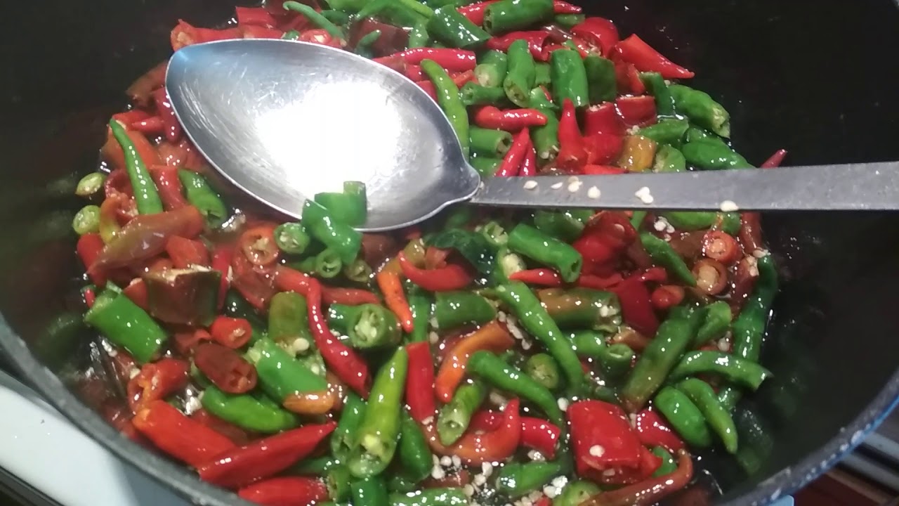 Ostra papryka z czosnkiem na zimę.