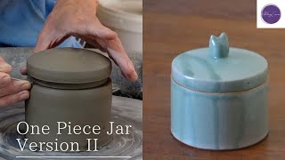 Throwing “ONE PIECE Flash Lid Jar” Version II / on the Potter’s Wheel @ Alchemyceramic