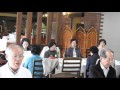 バリトン歌手の松本康男さんが(佐高校歌)を歌います。