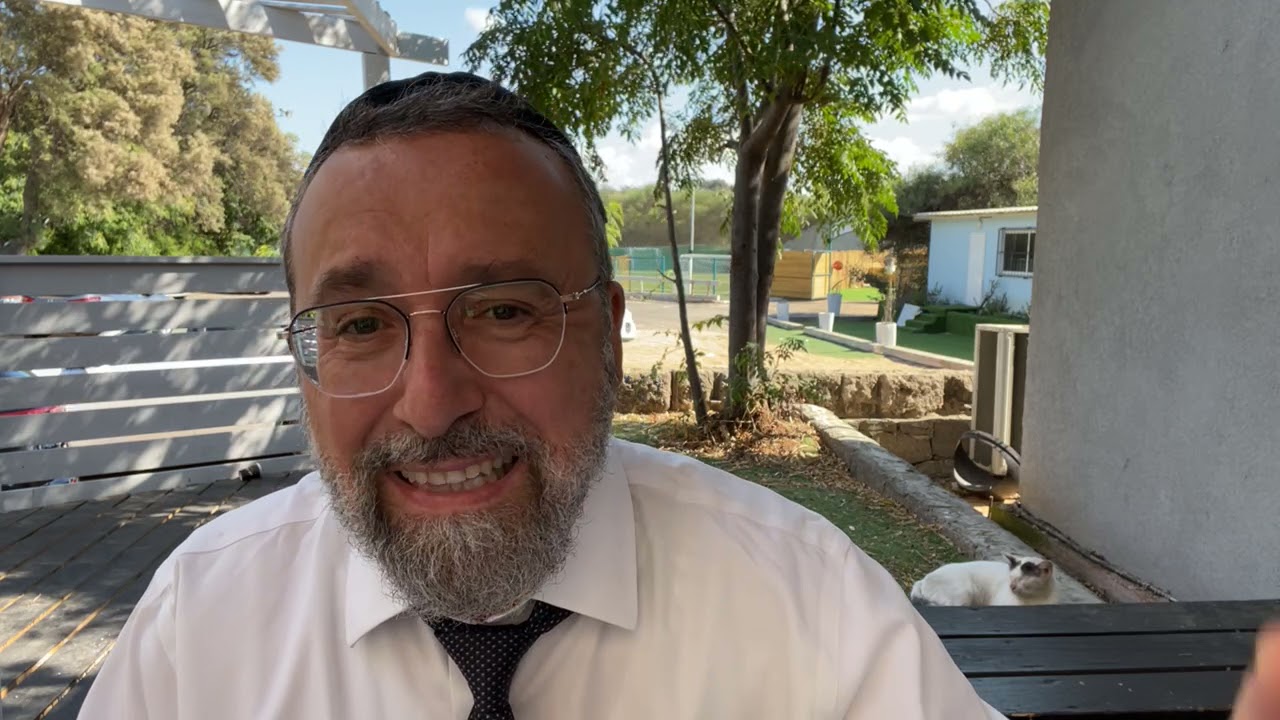 Rav Itshak Cohen : "TU NE METS PAS DE DISTANCE,TU VAS LE PAYER TRÈS CHER "(couple) "