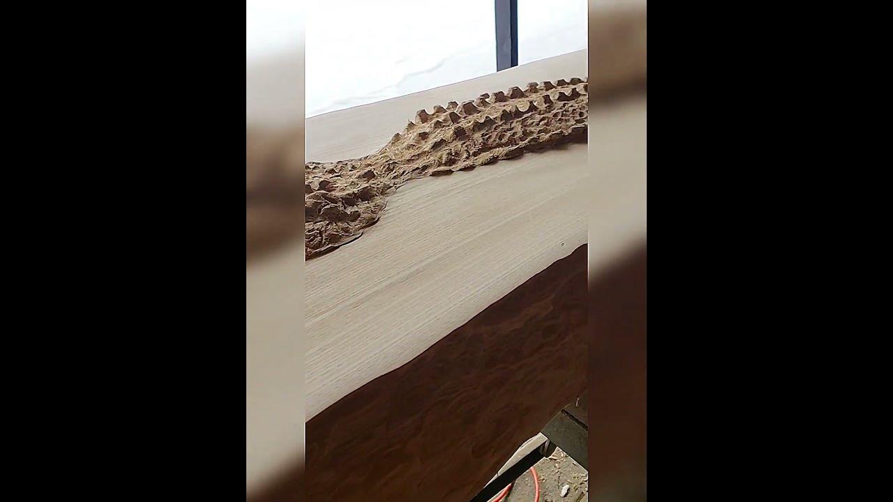 Wooden alligator table carved by Scott Dow of Corry PA! Check him out on Facebook Scott Dow