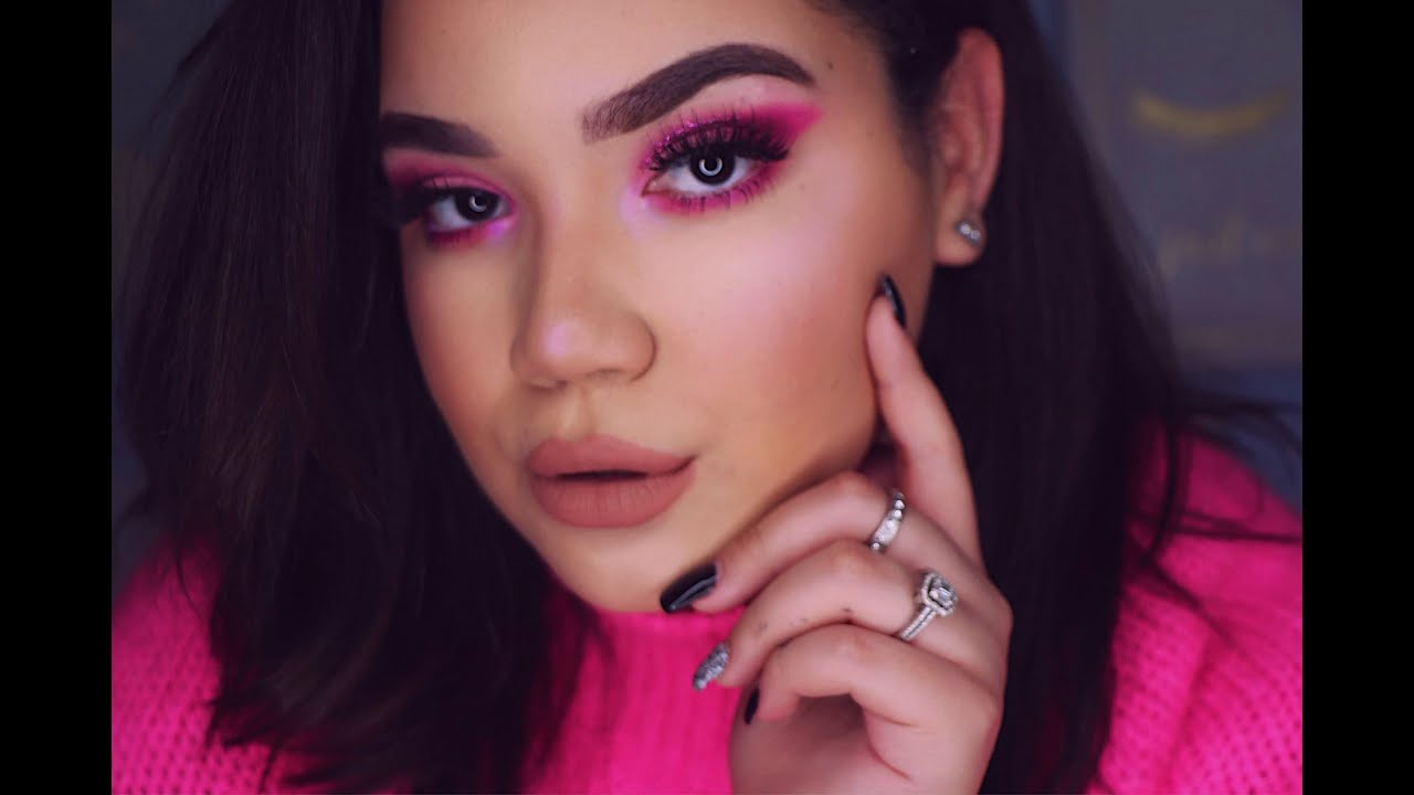 Did a Valentine’s Day Makeup but gonna spend it alone!!!! makeup artist
