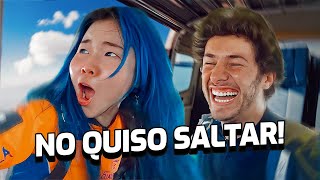 Thumbnail for SE ARREPINTIÓ!!! I Tirando a CHINGUAMIGA de un AVIÓN