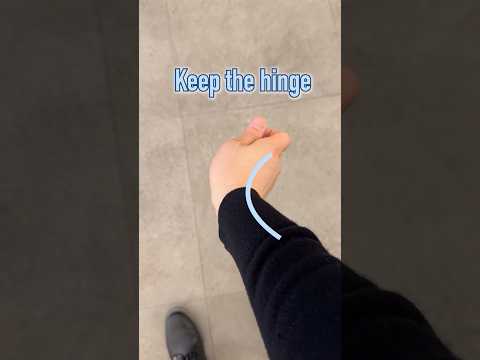 오른손 스윙의 움직임을 직접 느껴보세요.First-Person <strong>View</strong>! Feel the Right-<strong>Hand</strong> Swing.