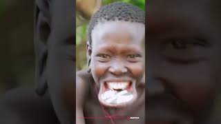 Mengenal Salah Satu Suku Terasing Di Dunia