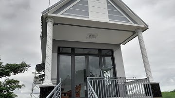 của 4 cánh. kính cường lực lớn. mào hiện đại