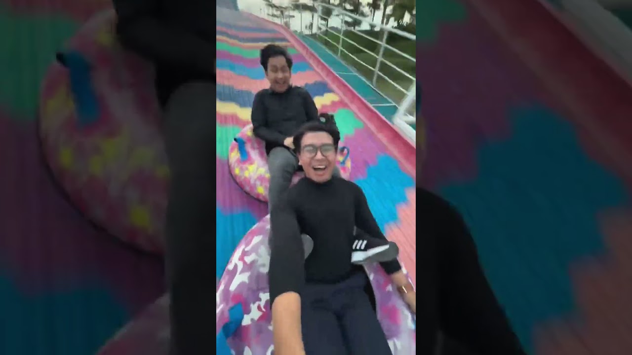 Nyobain rainbow sliding tertinggi di Jawa Timur!!!! Gilaa seru banget pokonya!!