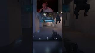 -2 за 2 пули HS P250 #cs2 #cs2clips #faceit #5090 #9950x3d