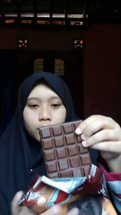 UNIK, COKLAT DIPOTONG DIAMBIL SATU TETAP BISA UTUH