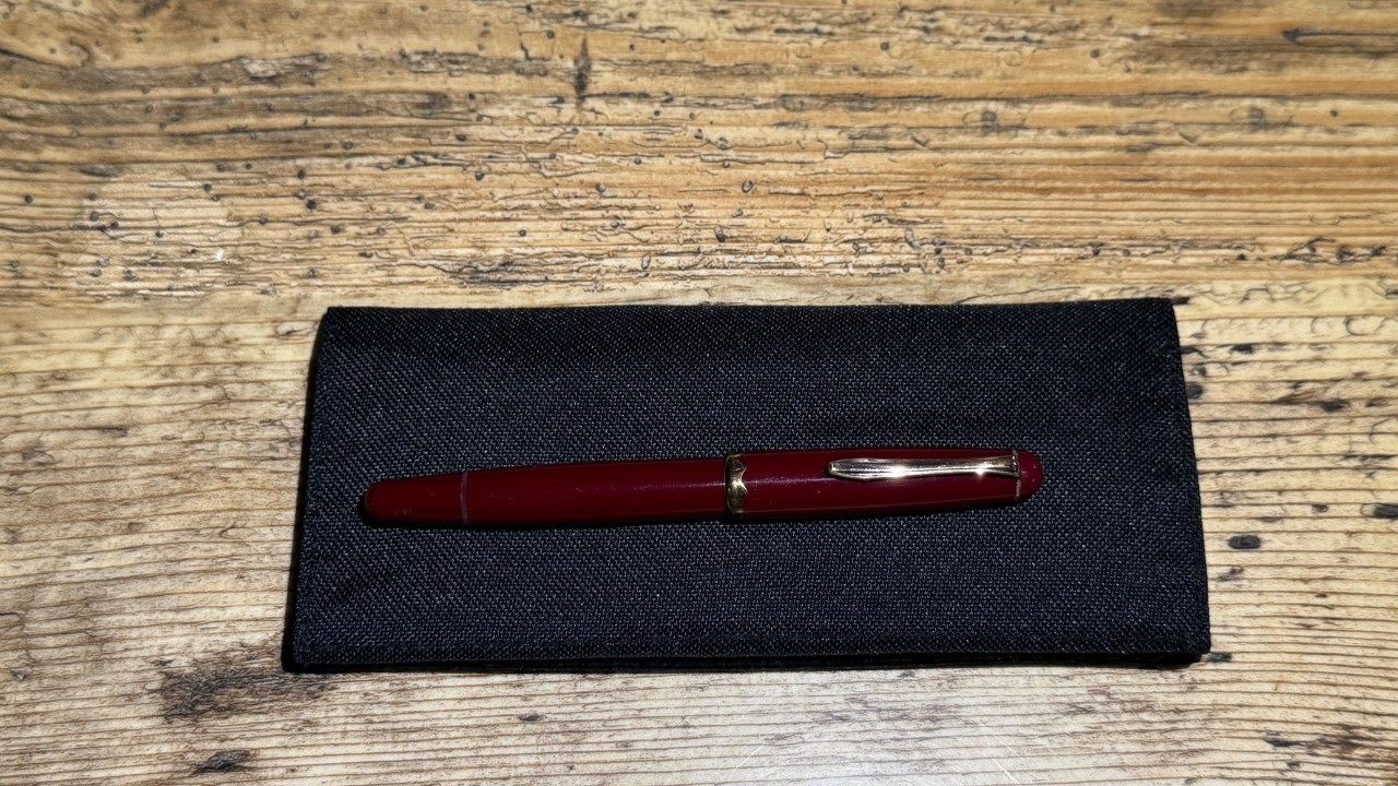 MONTBLANC MONTE ROSA FOUNTAIN PEN IN BURGANDY