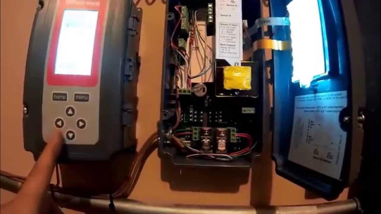 Pool Room Dehumidifier. Installed 2 Honeywell T775 controllers YouTube