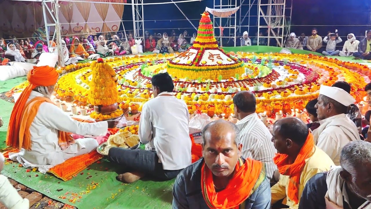 तुझ्या हिताची तळमळ तया लागतो या पाया मानवा जाऊ नको वाया.सव्वाखंडी महापूजा -मौजे झोला पिंपरी #मरडसगाव