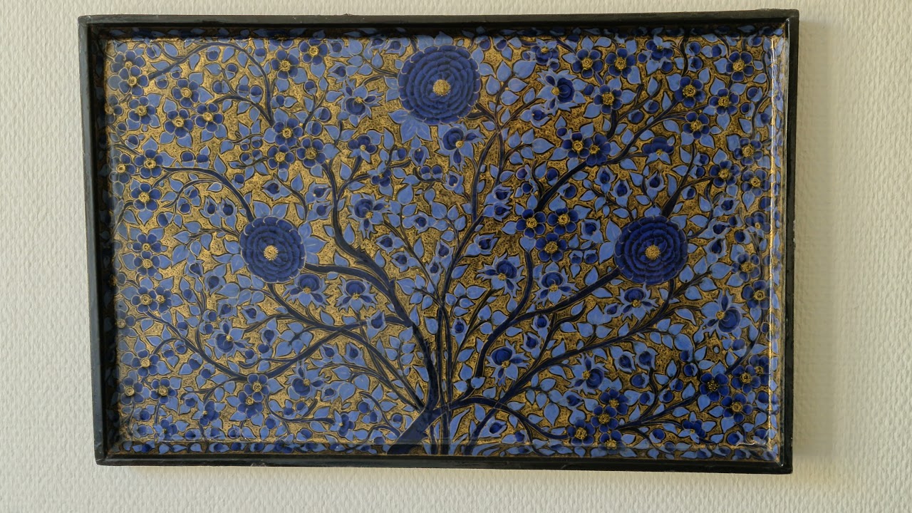 8K. Tray. Tree of life motif, blue/gold. Excellent Indian handicraft. Bought in India in 1980-ties?