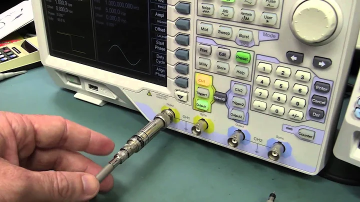 EEVblog #707 - Rigol Oscilloscope Probe Performance
