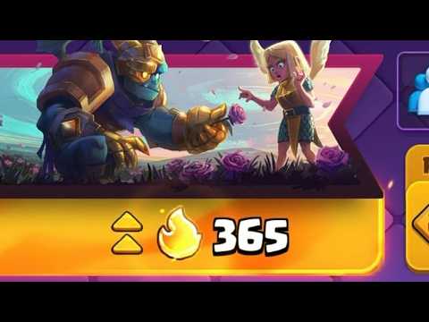 1 YEAR CLASH ROYALE STREAK