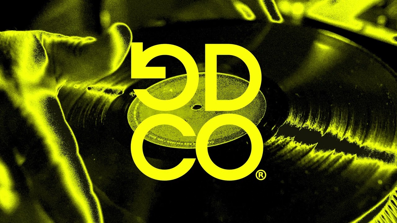 Friend Within X DJ Rae - Fire (Official Audio) auf YouTube ansehen Friend Within X DJ Rae - Fire (Official Audio) auf YouTube ansehen