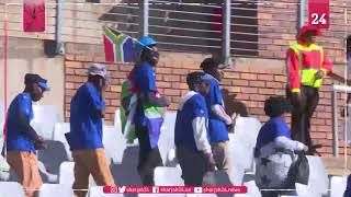 Supporters arrive for opposition party final pre election rally
