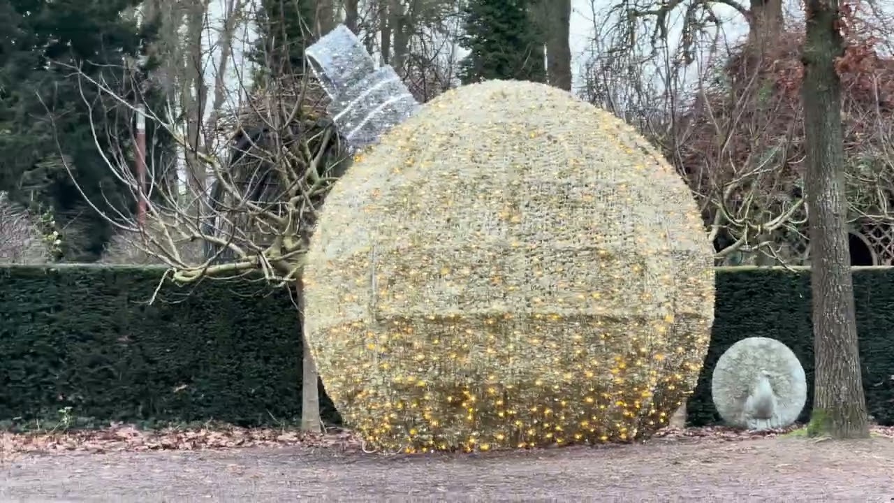 A day at Pairi Daiza during the Christmas holidays 🐾 in Belgium - iPhone 17 Pro Max - 4K 30fps.