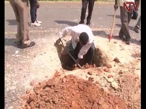 UNRA Probe: Shoddy work discovered on Fort-Portal-Kasese road