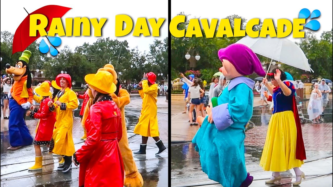 Rare Rainy Day Parade at Magic Kingdom | Disney World