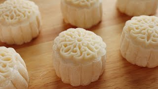 Snow Skin Mooncakes With Custard Filling (Less Sugar Simplified Version)Simple Recipe