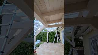 Vordach mit Pergola in Arbeit. #zimmerer #Carport #fachwerk