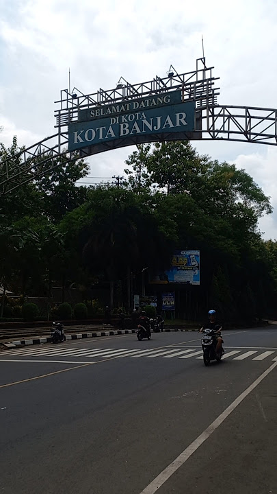 Gerbang Selamat Datang di Kota Banjar #ciamismanis #pangandaran #banjar #shorts #foryou #jalanjalan