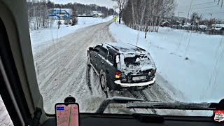 Cherokee🚙 тащит Volvo FH.🚚 Возьмет или нет? Снегопад и гололед в Казани.