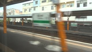110次普悠瑪自強號田中站通過