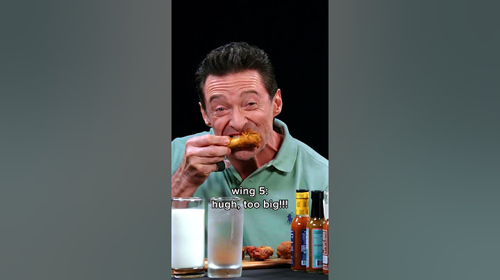 Ryan Reynolds and Hugh Jackman's reactions to every wing on Hot Ones 😂