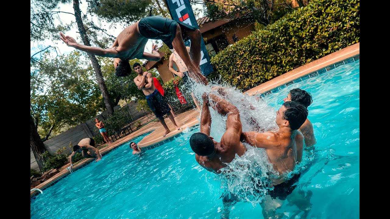 Flipcon Pool Party | Mini Recap - YouTube