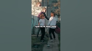 Cậu học trò nghèo rơi nước mắt khi nhận quà từ thầy giáo 🥹