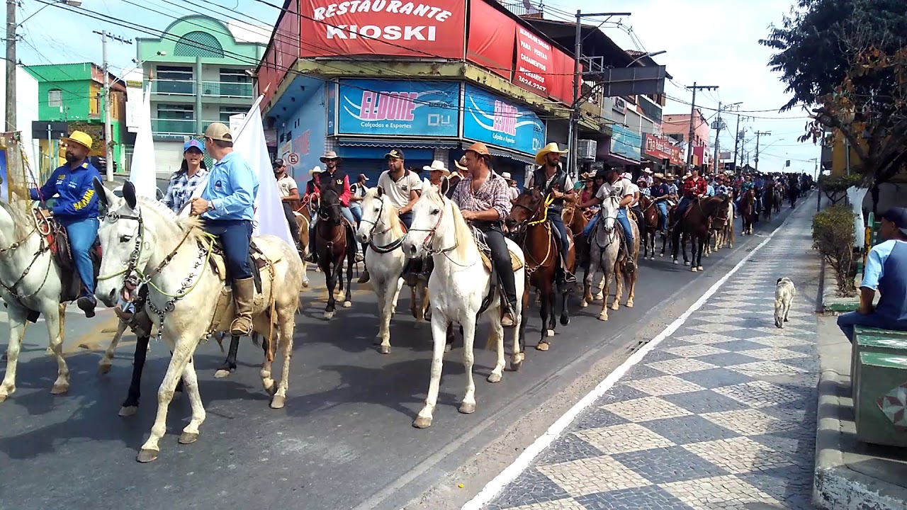 Cavalgada da missa Sertaneja de Ribeirão das Neves - Festa de Agosto ...