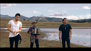 Carlos Vives ft Sebastian Yatra-Robarte un beso Audio Oficial chords