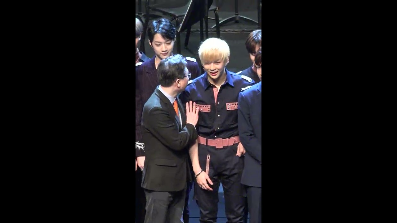 180123 이데일리 문화대상 엔딩 (강다니엘 focus) 4K