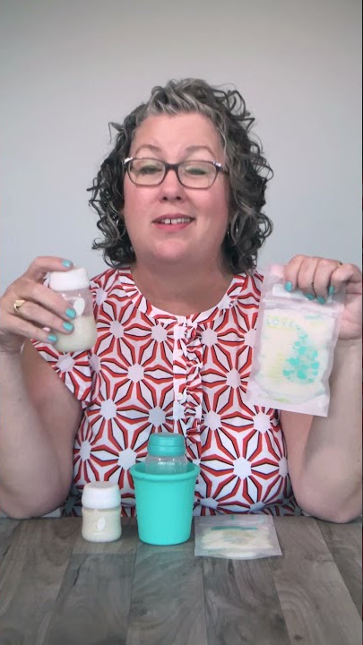How to Defrost and Warm Breastmilk🌡️ #Shorts