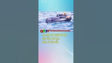 Xác minh clip người đàn ông nghi cầm 2 quả m.ì.n đánh cá trên biển| QTTV #shorts