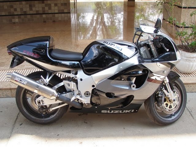 Abierto años Fundador GSXR 750 SRAD 2000/2000 - YouTube