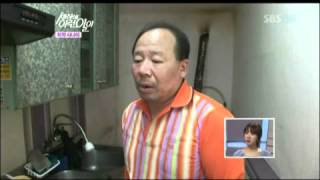 The man who loves toothpaste 24/7! @Moment Captured! Amazing Stories 20120511